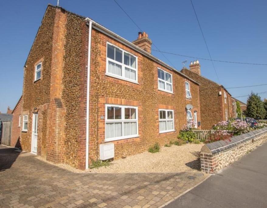 Wren Cottage Heacham Exteriör bild